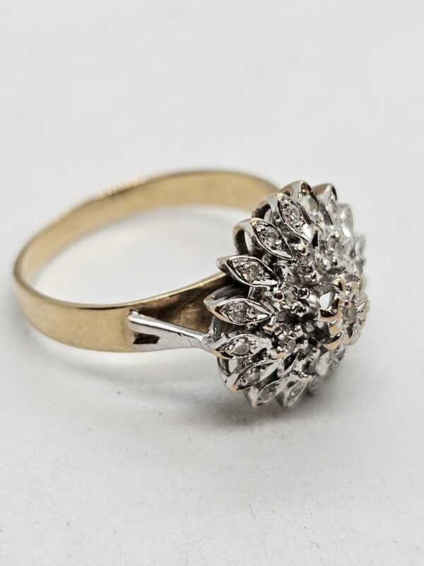 9ct gold Natural Flower Cluster Diamond Ring - Image 4