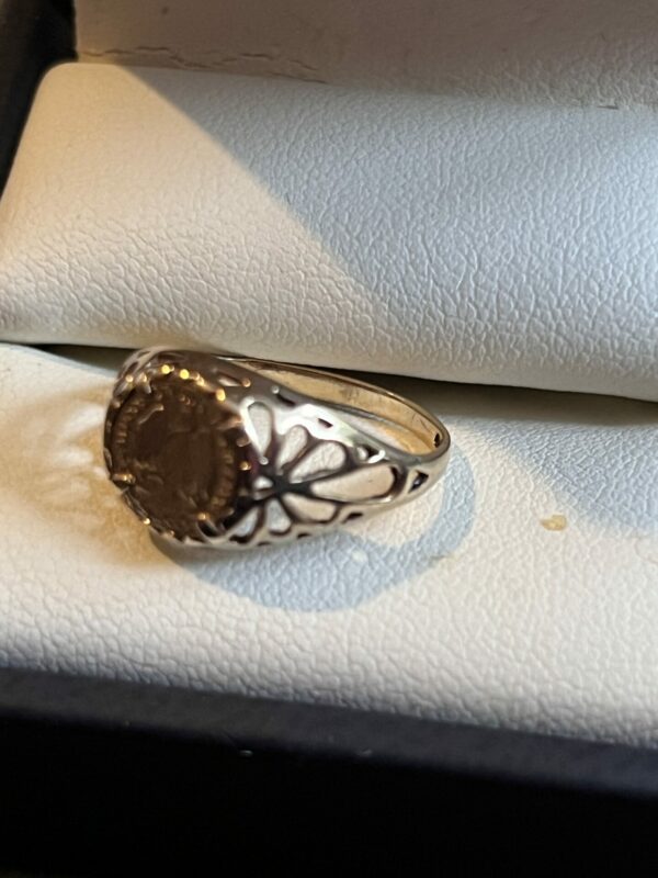 9ct gold Mexican gold coin ring - Image 3