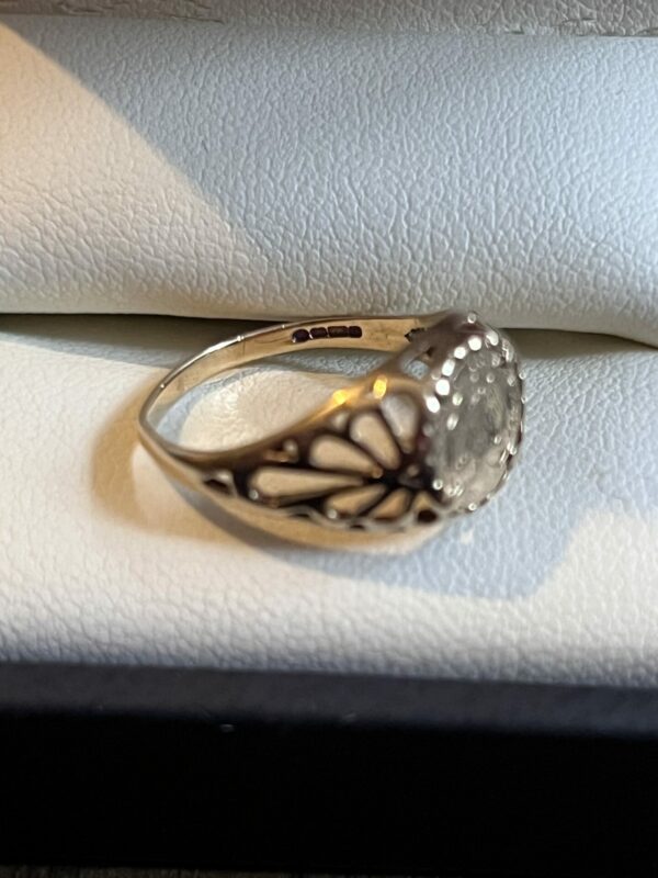 9ct gold Mexican gold coin ring - Image 4