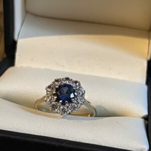 9ct gold sapphire and cz ladies dress ring