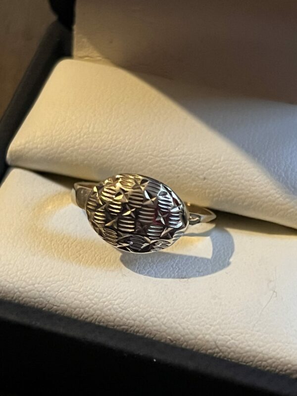 14ct gold arts n crafts ring