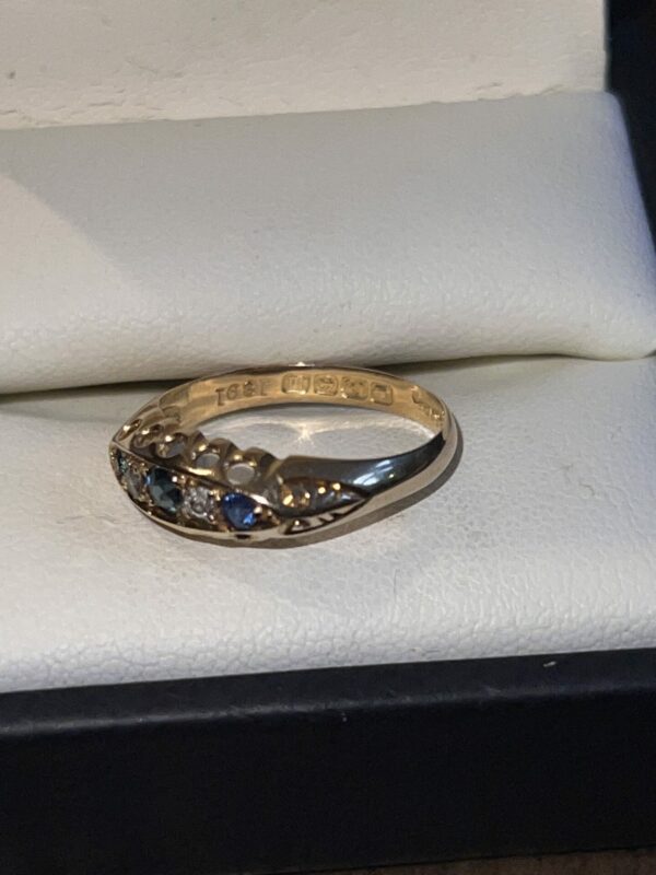 Gorgeous antique 18ct gold sapphire and diamond ladies ring - Image 4