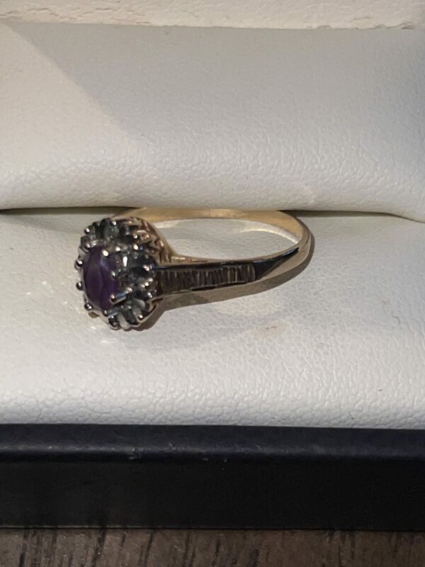 9ct gold amethyst and diamond ladies dress ring - Image 4