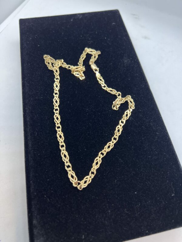 Unisex 9ct gold fancy link chain - Image 3