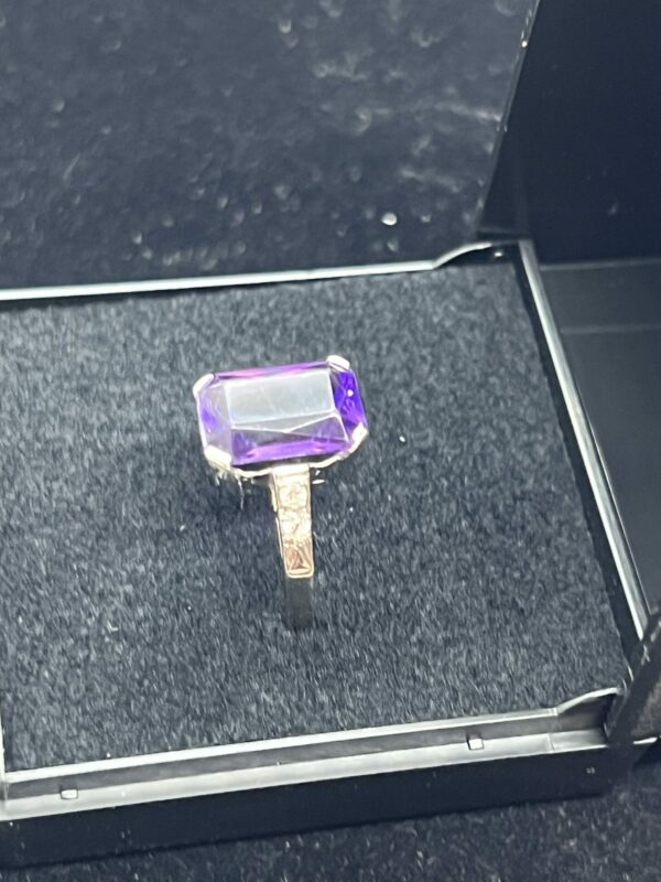 18ct white gold tanzanite and diamond dress ring - Image 3