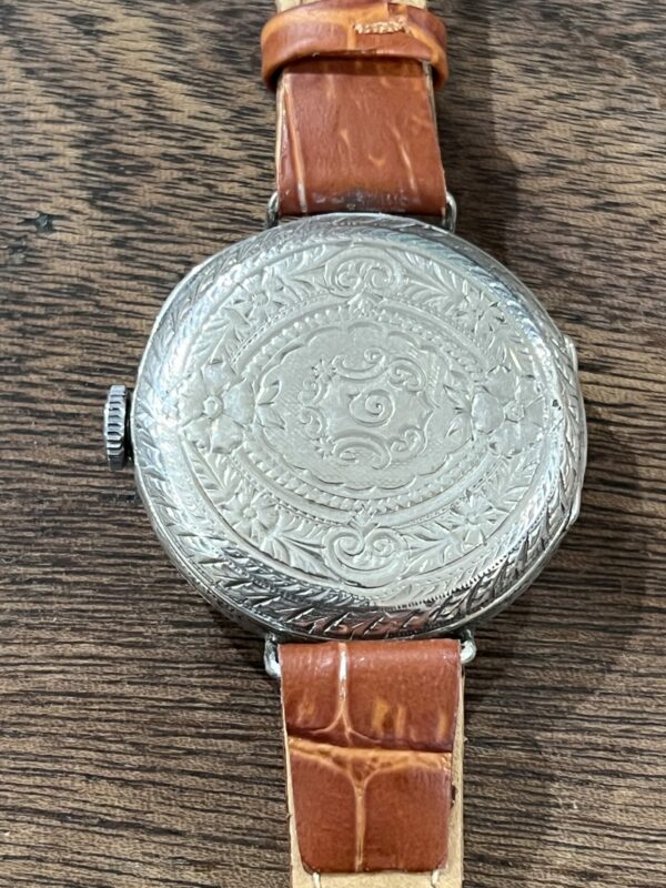 Silver Swiss cased trench watch - Image 3
