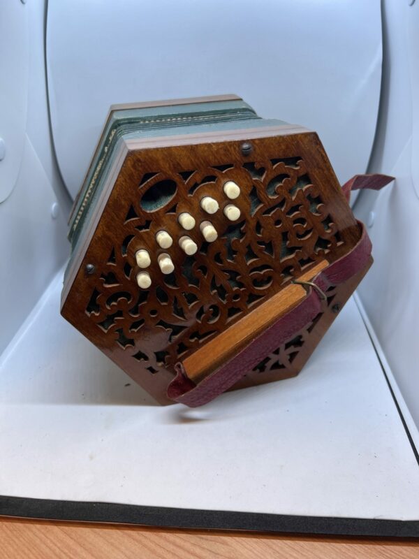 Antique German 20 key concertina - Image 2