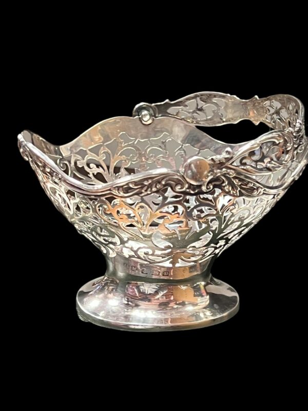 Henry Matthews 1914 silver basket - Image 4