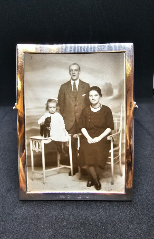 Hamilton & Inches 1898 Edinburgh Silver Photo Frame