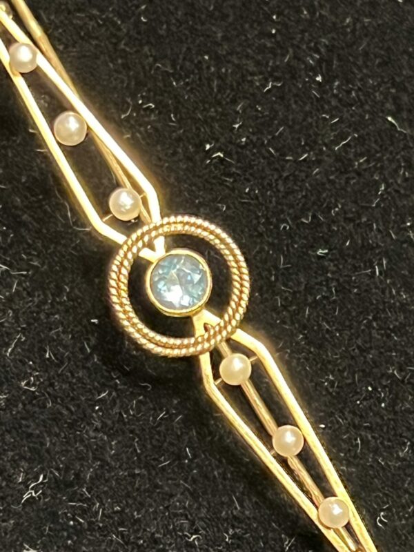 Antique 15ct gold pearl and topaz set bar brooch - Image 2