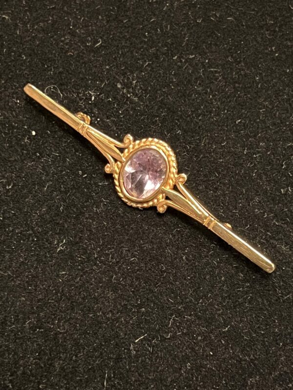 9ct gold and  amethyst  bar brooch