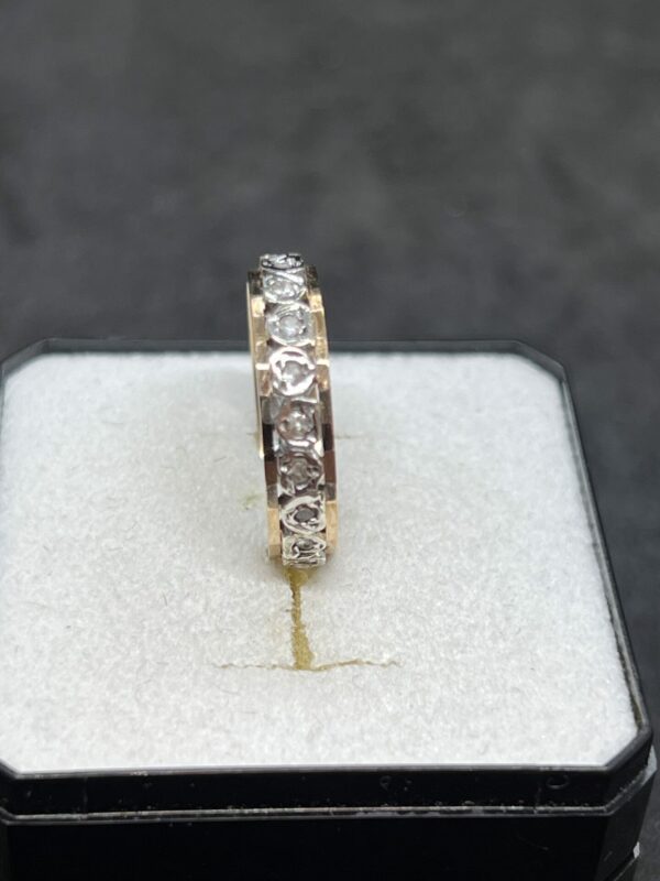 9ct yellow and white gold eternity ring - Image 3