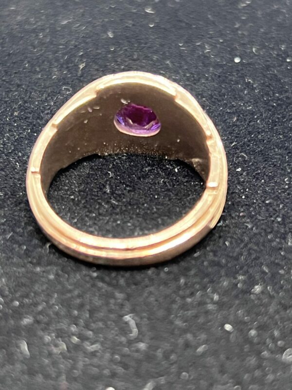 Unisex heavy 9ct gold and ruby signet ring - Image 5