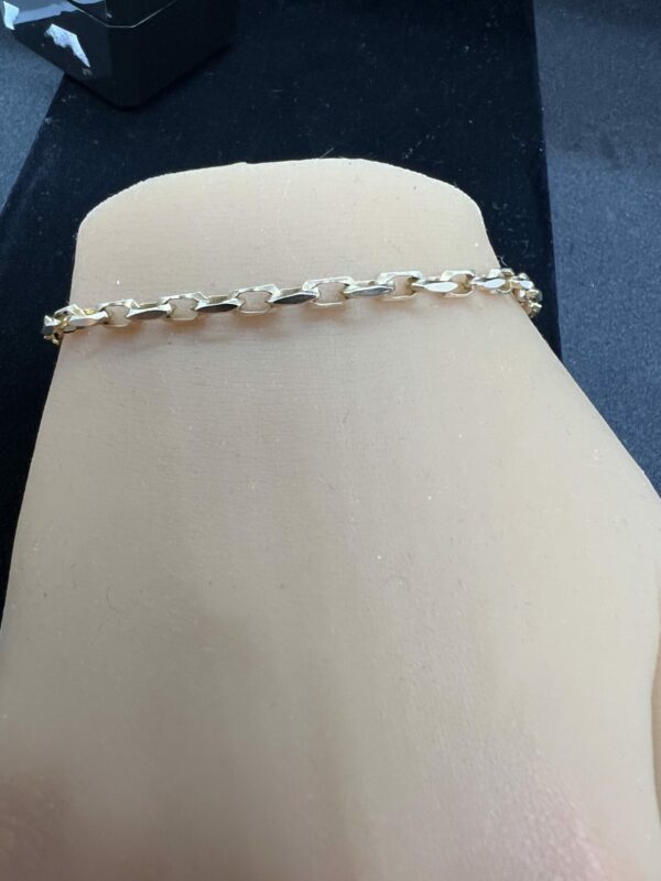 9ct gold chain bracelet