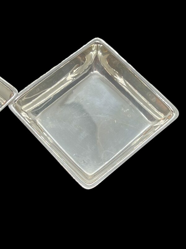 Four asprey of London square silver dishes - Image 2