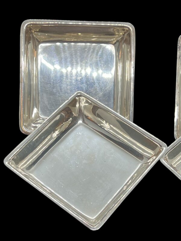 Four asprey of London square silver dishes - Image 3