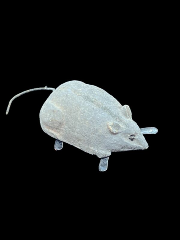 Early clockwork walking mouse