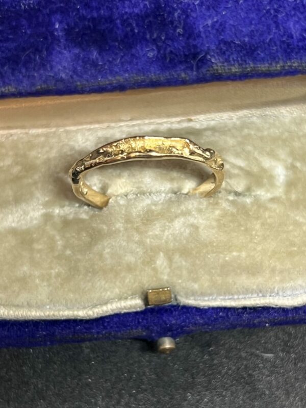 18ct gold modernist gold band unisex - Image 3