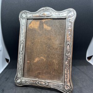 J&R Griffin silver picture frame Chester 1925