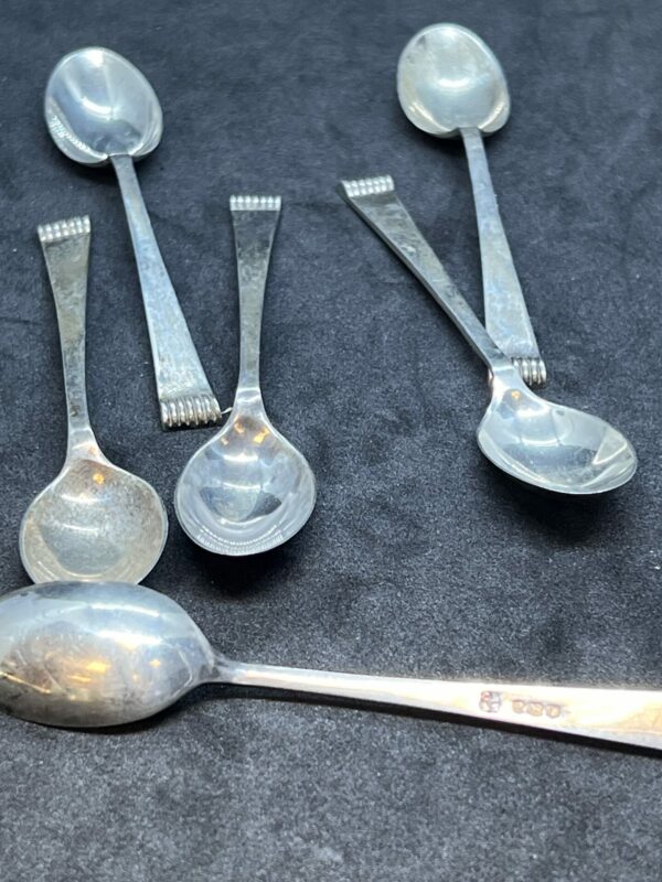 Cooper brothers silver teaspoons - Image 4