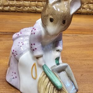 Hunca Munca Sweeping Royal Albert