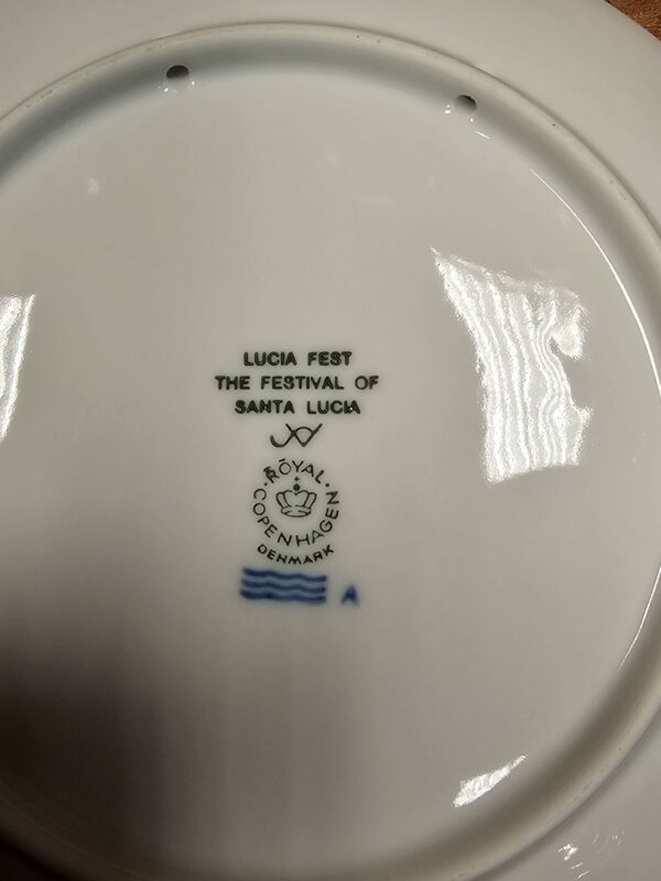 Royal Copenhagen's Christmas plate 1991 - Image 2
