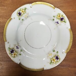 Floral decorative plate
