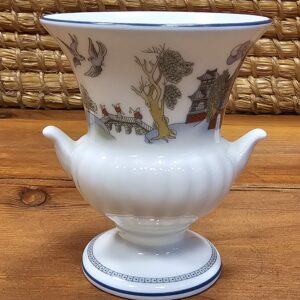 Wedgwood Chinese Legend Bone China Urn Shaped Mini Bud Vase