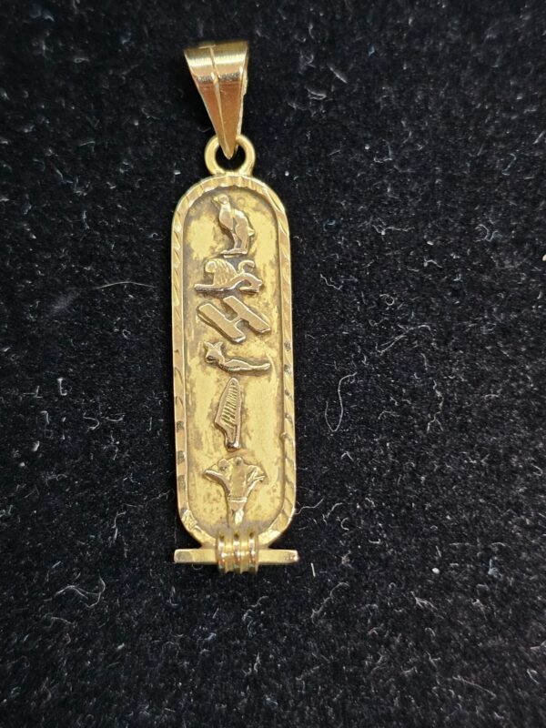 Egyptian 18ct gold cartouche pendant