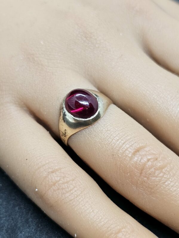 9ct Gold Ruby Cabochon Signet Ring
