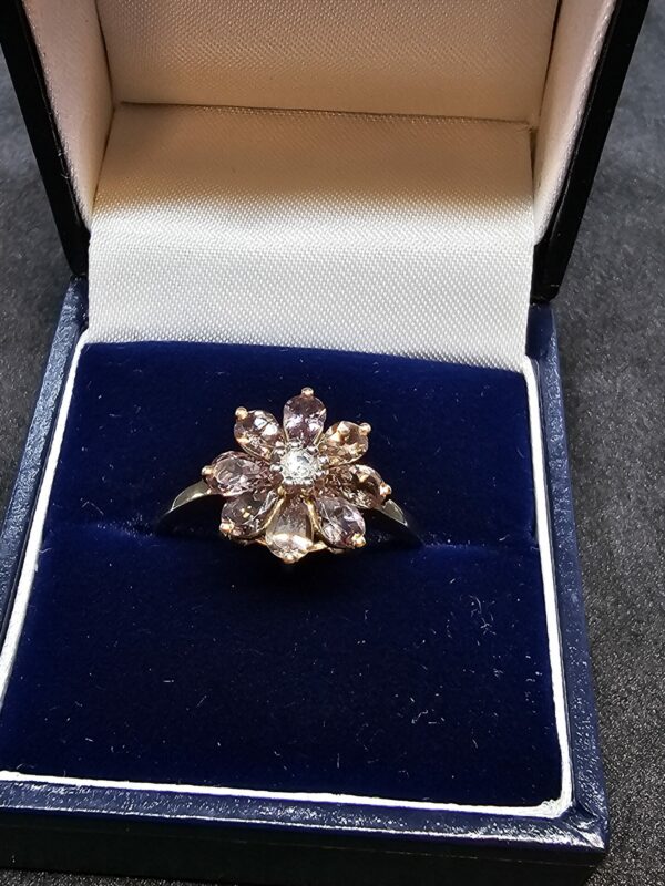 9ct Yellow Gold Flower Smokey Quartz - Image 2