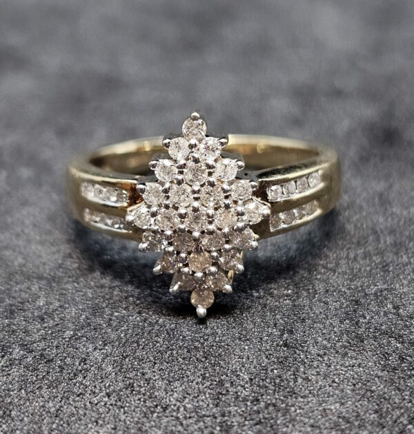 9ct Yellow Gold Diamond Cluster Ring
