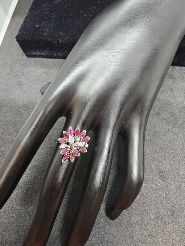 Ruby Diamond 18k White Gold dress ring - Image 4