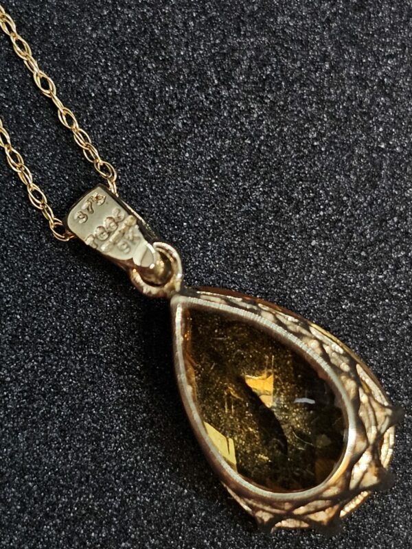 9ct Yellow Gold Citrine Pendant - Image 2