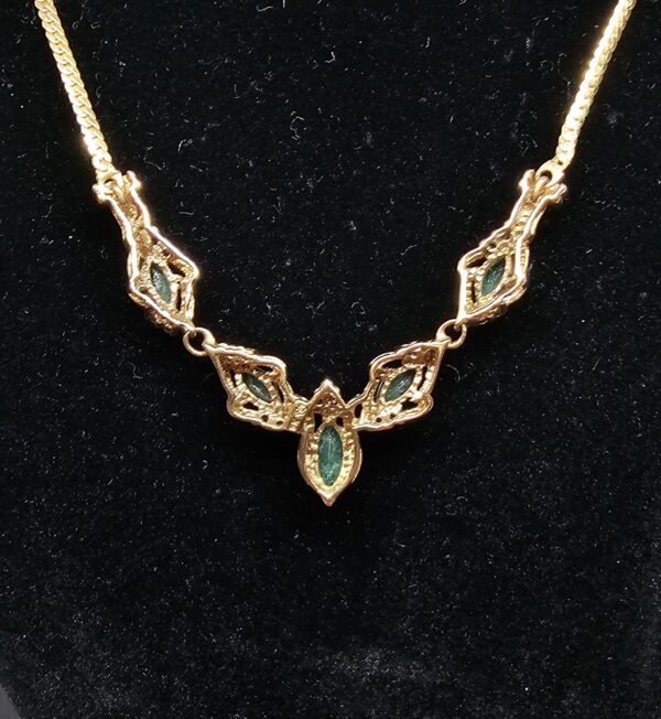 Emerald scroll necklace - Image 2