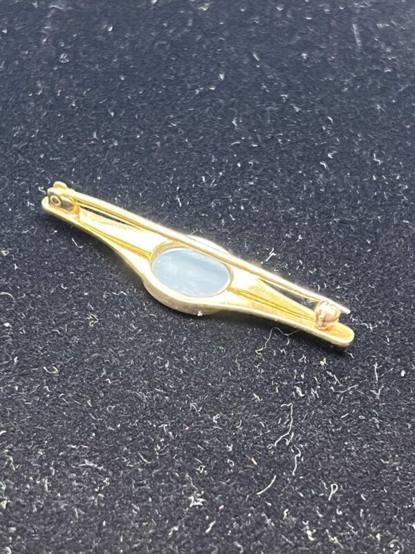 18ct gold black opal bar brooch - Image 4