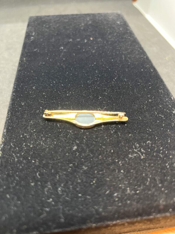 18ct gold black opal bar brooch - Image 5