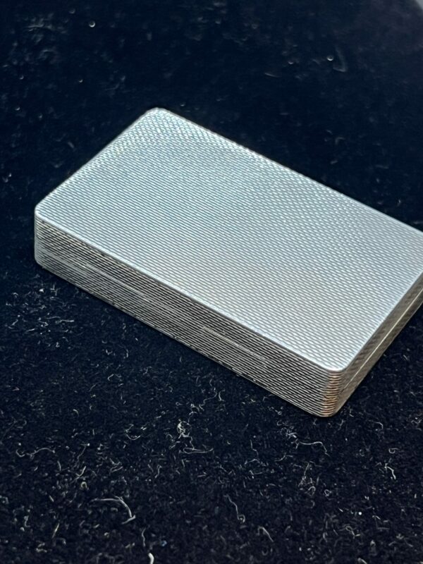 Mappin and Webb snuff pill box - Image 3