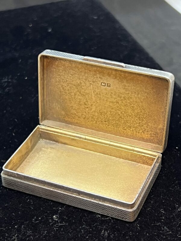 Mappin and Webb snuff pill box - Image 4