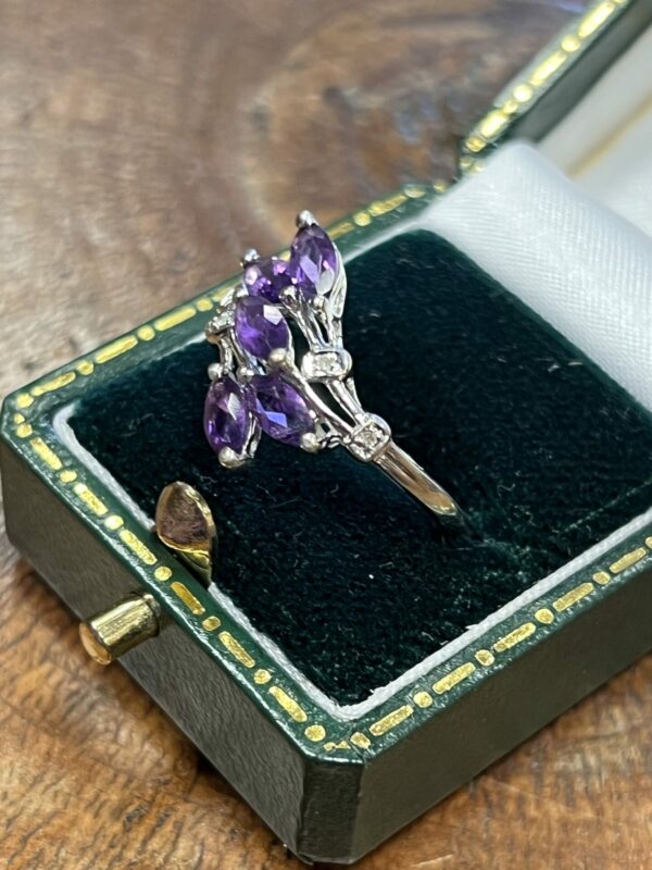 9ct white gold amethyst and diamond ring - Image 4