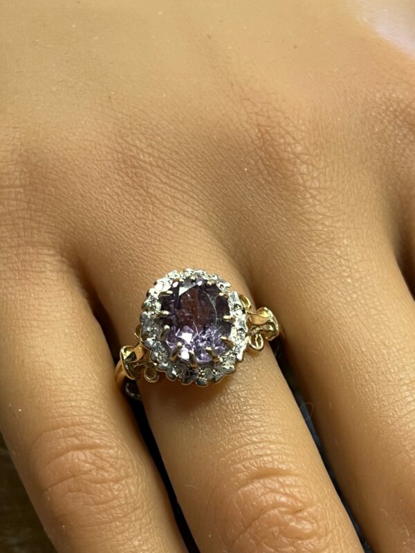 9ct gold amethyst and diamond ladies ring