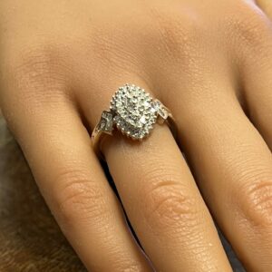 9ct gold diamond cluster ring