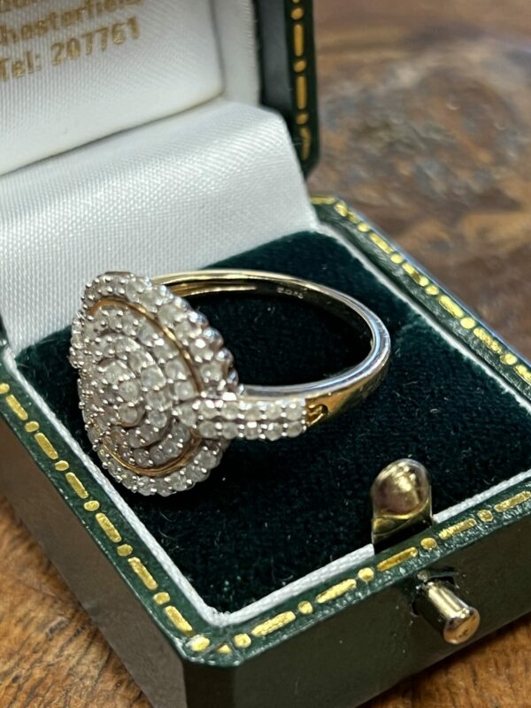 9ct gold diamond cluster low set ring - Image 7
