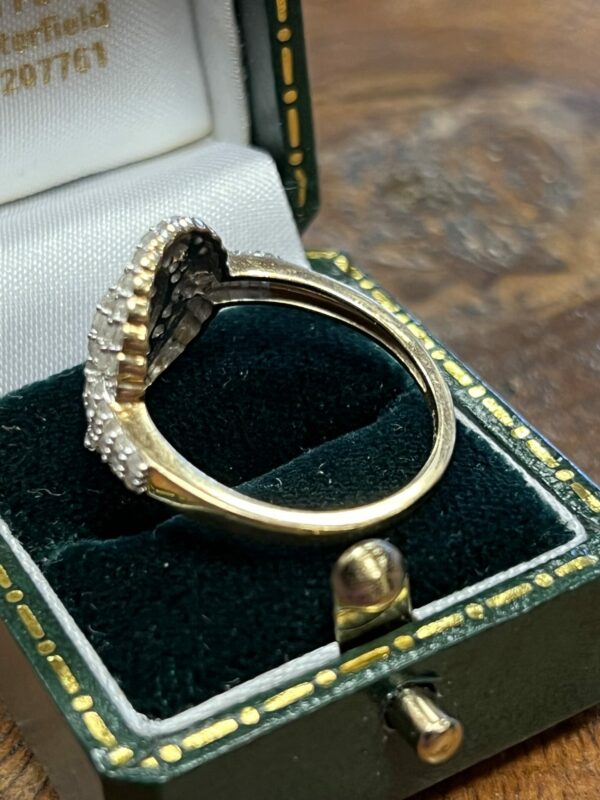 9ct gold diamond cluster low set ring - Image 8