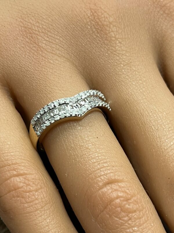 9ct gold diamond wishbone ring