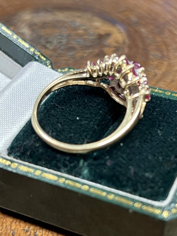 9ct gold ruby and diamond ladies ring - Image 6