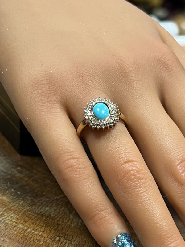 9ct gold turquoise and diamond ladies ring