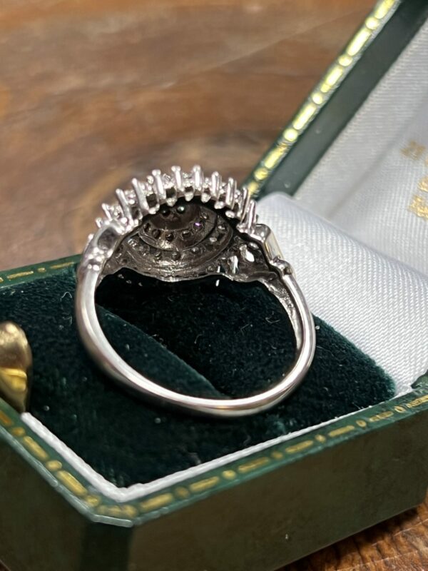 9ct white gold diamond cluster ladies ring - Image 6