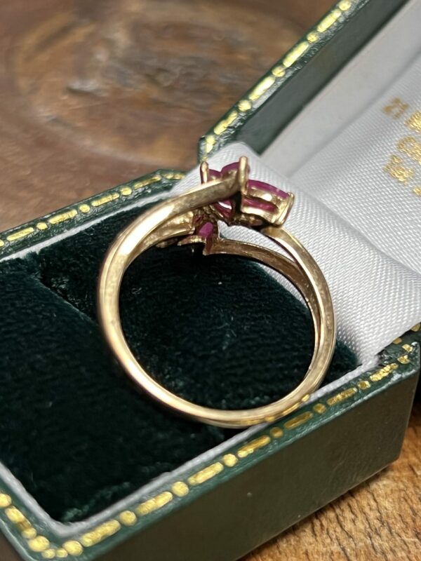 9ct gold ruby and diamond organic ring - Image 5
