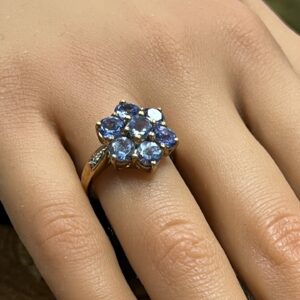 9ct gold amethyst cluster ring